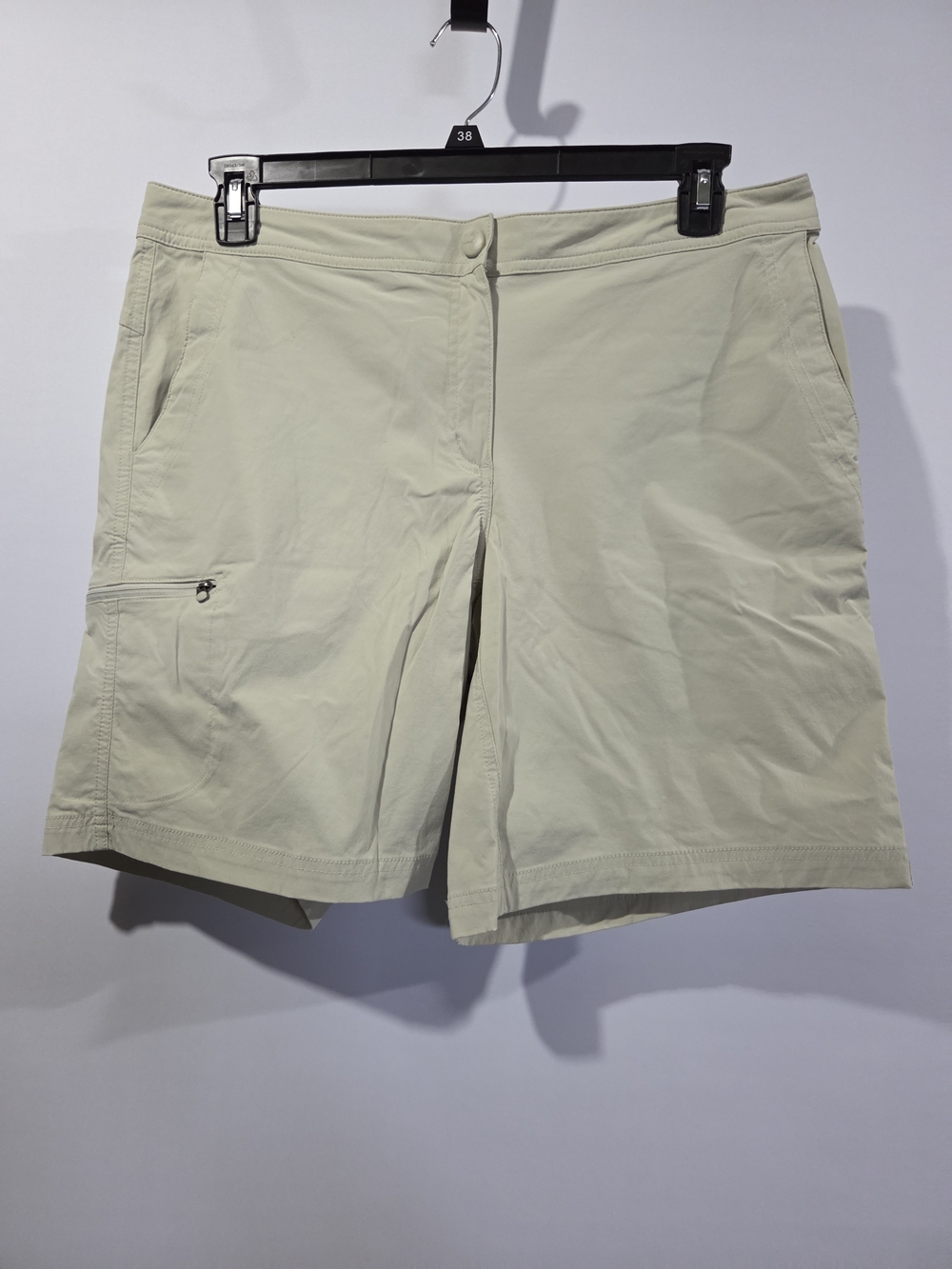 L. L. Bean Cargo Shorts 14
